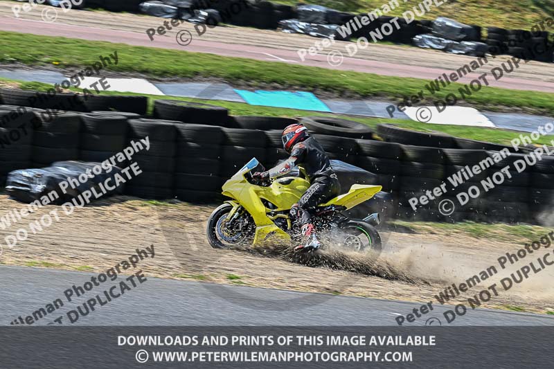 enduro digital images;event digital images;eventdigitalimages;lydden hill;lydden no limits trackday;lydden photographs;lydden trackday photographs;no limits trackdays;peter wileman photography;racing digital images;trackday digital images;trackday photos